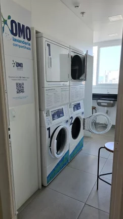 Imagem Flat à venda em Porto Alegre, Centro Histórico, com 1 quarto, 30m²