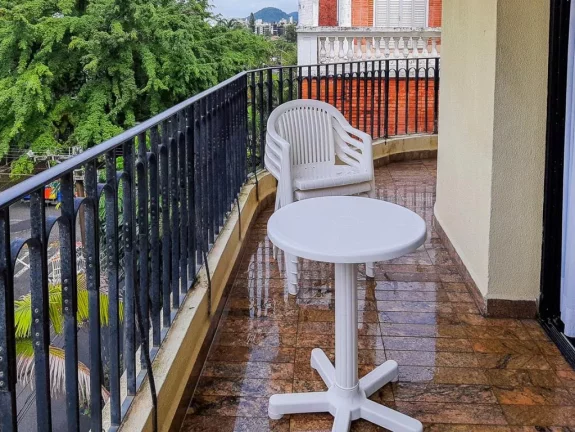 Imagem Apartamento com 3 dormitórios à venda, 130 m² por R$ 590.000,00 - Enseada - Guarujá/SP