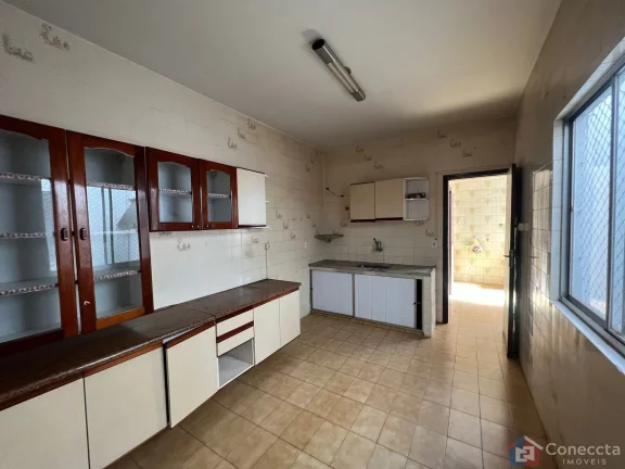 Apartamento à Venda no Centro de Patos de Minas – 150m², 4 Quartos e Suíte