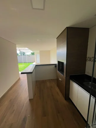 Imagem Casa térrea moderna com 3 suítes no Condomínio Lago da Serra em Araçoiaba da Serra