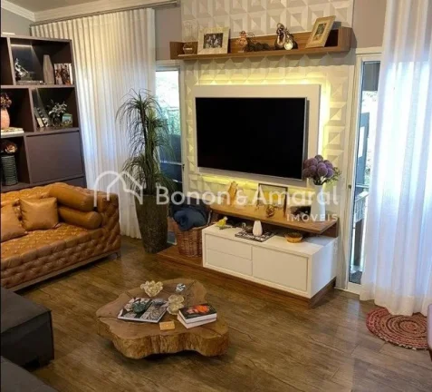 Imagem **Linda casa à venda em condomínio fechado com fácil acesso a Campinas**

Com mais de 600m² de t...