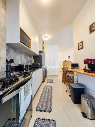 Imagem Apartamento Pé na Areia para Locação temporada na Riviera de São Lourenço, atende até 4 pessoas