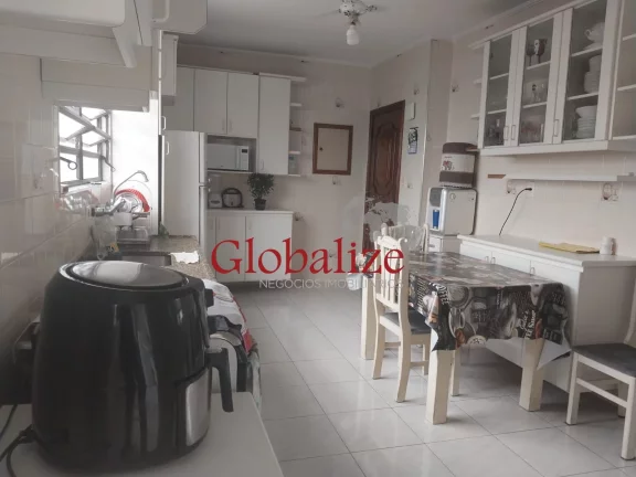 Imagem Apartamento à venda no Embaré, Santos-SP! 4 quartos, 1 suíte, sala ampla, 3 banheiros, garagem, 114m². R$742.000,00