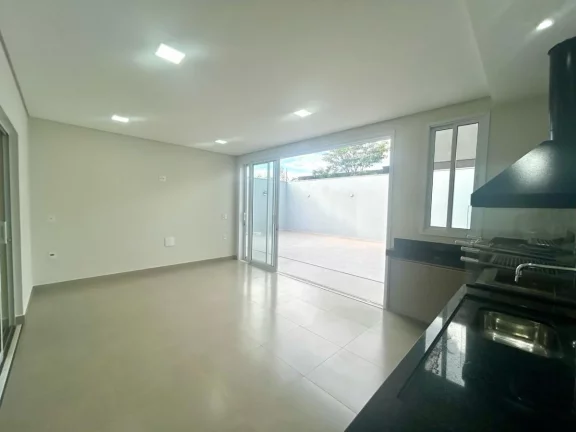 Imagem Casa no condomínio Residencial Olivito para venda com 4 quartos, sendo 4 suítes, 281m2