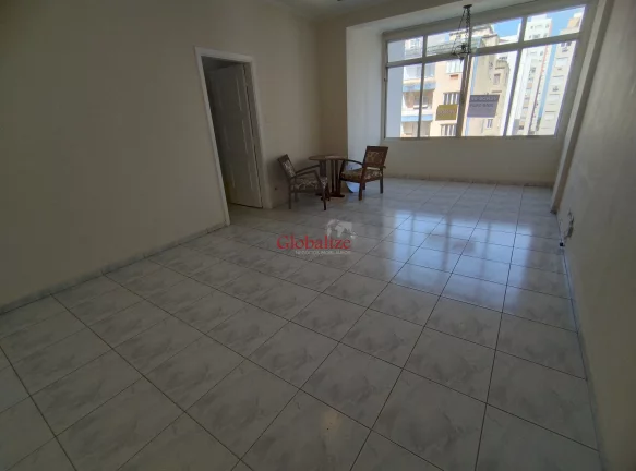 Imagem Apartamento com 3 dormitórios a uma quadra da praia do Boqueirão em Santos R$ 790.000,00