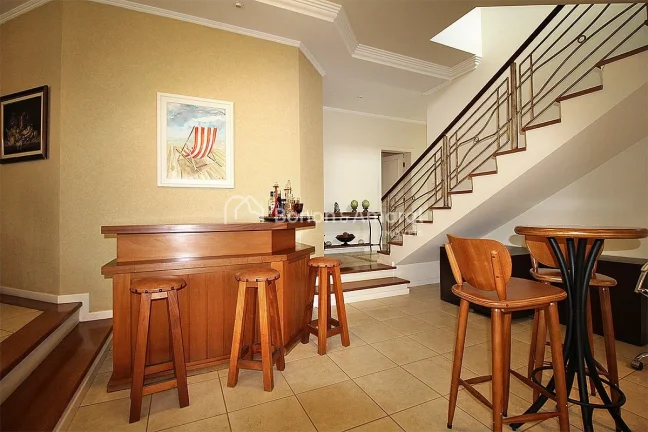 Imagem Casa Condomínio Estância Paraíso - Região Alphaville Campinas

Charmosa, construção sólida, 1...