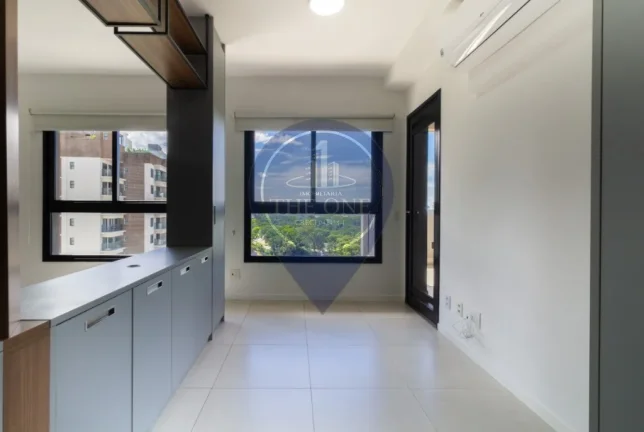 Imagem Apartamento à venda em Cerqueira César, São Paulo-SP: 1 quarto, 2 salas, 1 banheiro, 1 vaga, 44m² de área. Venha conferir!