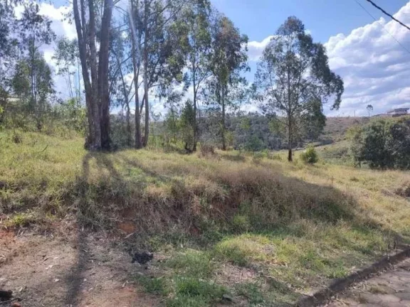 Imagem Construa Sua Casa dos Sonhos neste Lote de 1.000m2 nas Quintas da Mantiqueira!