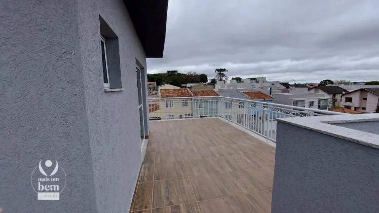 Imagem Sobrado com 141 m², terraço privativo, 3 quartos sendo 1 suíte à venda por R$ 799.000 - Uberaba - Curitiba/PR
