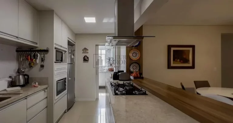 Imagem Apartamento Frente Mar com 4 dormitórios à venda na Barra Sul em Balneário Cambo