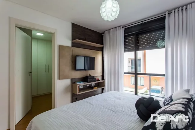 Imagem SOBRADO EM CONDOMINIO TRIPLEX - TOTALMENTE MOBILIADO - A 01 QUADRA DO PARQUE DO ATUBA - 147,00m2 - R$ 800.000