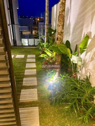 Imagem Sobrado com 3 dormitórios à venda, 314 m² por R$ 2.700.000,00 - Cézar de Souza - Mogi das Cruzes/SP