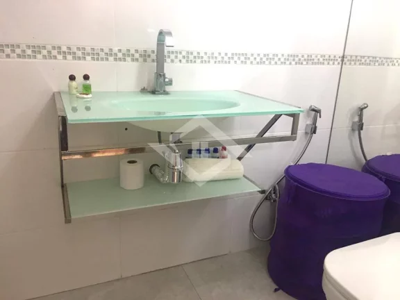 Imagem Casa Duplex para Venda de 3 Quartos no Recreio com 264 m²