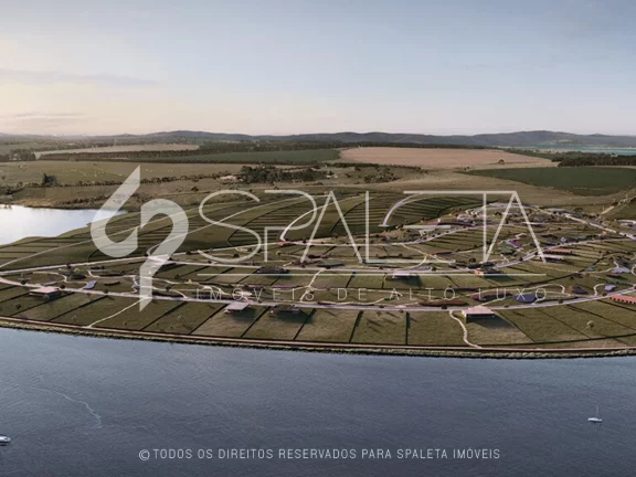 Imagem Terreno fabuloso com 3 mil m² e infraestrutura para náutica, hípica, clube e SPA à venda no residencial Brisas Avaré