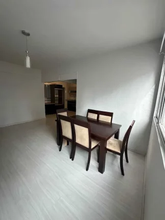 Imagem Apartamento com 3 dormitórios a 50m do calçadão e 100m do Mar – Balneário Camboriú/SC