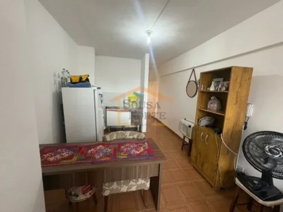 Imagem Apartamento com 50m², com 2 dormitórios sendo 1 suíte, móveis planejados de ótimo padrão, forn...