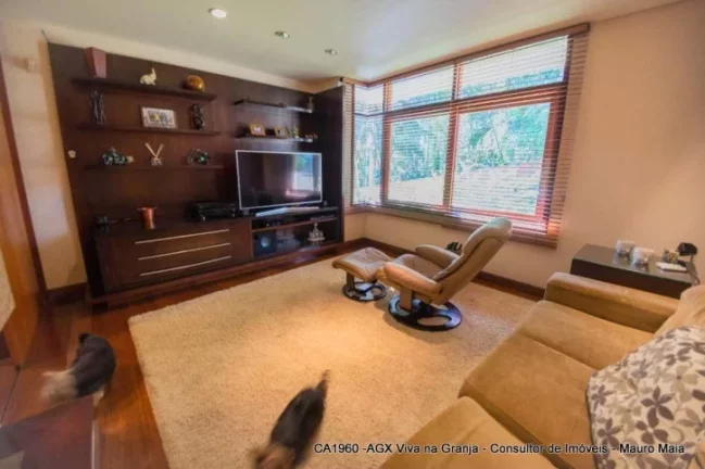 Imagem Casa com 5 dormitórios à venda, 506 m² por R$ 2.300.000,00 - Granja Viana - Carapicuíba/SP