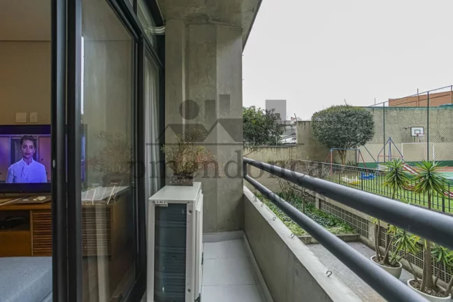 Imagem Apartamento na Pompeia com 87m², 3 quartos( 1 sui­te ) e 2 vagas.