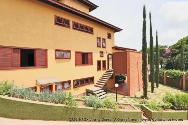Imagem Casa com 3 dormitórios à venda, 640 m² por R$ 3.500.000,00 - Granja Viana - Carapicuíba/SP