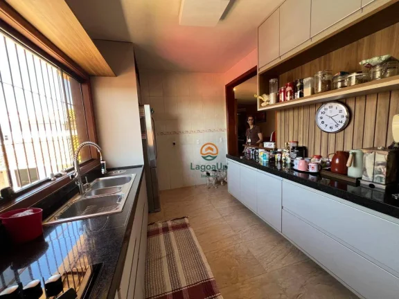 Imagem Casa com 5 dormitórios à venda, 379 m² por R$ 1.480.000,00 - Ovídeo Guerra - Lagoa Santa/MG