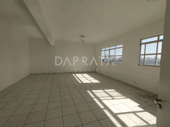 Imagem Loja Salão comercial térreo, 7 vagas, no centro de Carapicuíba 150m