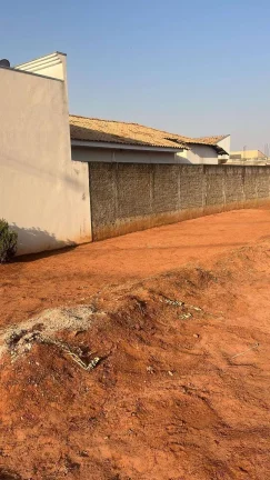 Imagem Terreno no centro de Pindorama