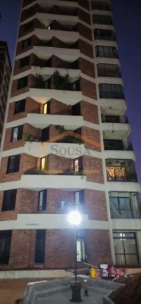 Imagem Apartamento espaçoso, 3 dormitórios, sendo 1 suíte com closet ou opção de quarto auxiliar, sala...