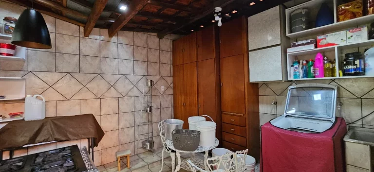 Imagem Casa tipo para venda em Jardim Aeroporto III com 2 quartos, 135m2