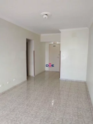 Imagem 2 Dormitórios + Suíte e Dependência de Empregada Completa, no Marapé, Santos