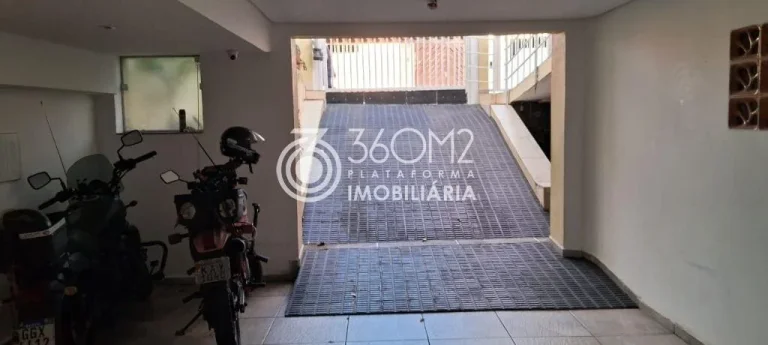 Imagem Sobrado para Venda em Santo André / SP no bairro Parque Oratório