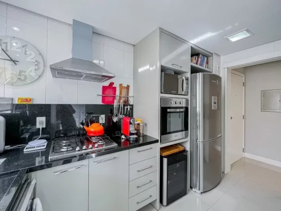 Imagem Cobertura 2 dormitórios, 102m2, 2 vagas de garagem no Bairro Bela Vista