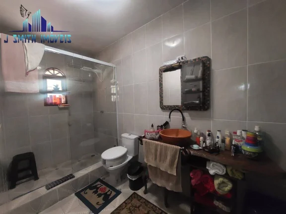 Imagem CASA ESTILO CAMPESTRE, COM ÓTIMOS ESPAÇOS. TERRENO 1.800m². REGIÃO NOBRE