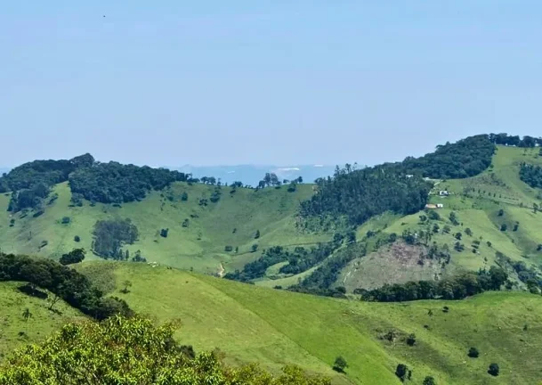 Imagem Um refúgio vivo na Mantiqueira. Natureza, consciência e liberdade.
