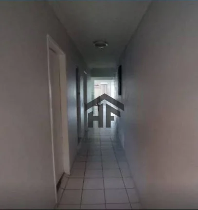 Imagem Casa com 5 Quartos, localizada no Monteiro - Recife/PE. À Venda