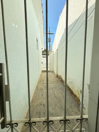 Imagem CASA COMERCIAL em VITÓRIA DA CONQUISTA - BA, CANDEIAS