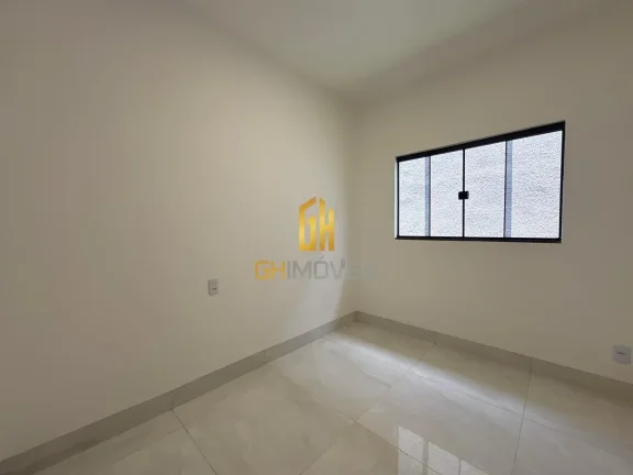 Imagem A casa possui 

- 3 quartos sendo 1 suíte 
- Sala 
- Cozinha 
- 2 banheiros 
- Área gurmet com chu...