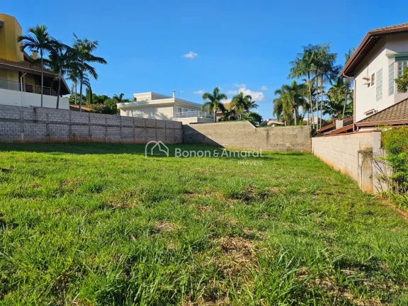 Imagem Oportunidade de negócio!
Terreno de 900 m², sol da manhã, bem localizado no meio da quadra em con...