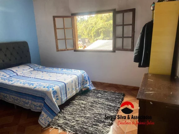 Imagem Casa a Venda no Bairro Floresta Negra em Campos do Jordão - SP.
