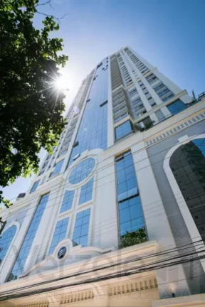 Imagem Apartamento Quadra Mar para Venda em Balneário Camboriú / SC no bairro Centro