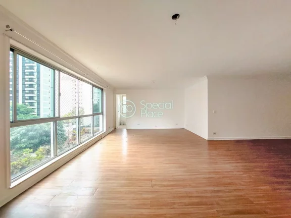 Ótimo apartamento com 137m² de área privativa, 3 dormitórios ( 1 suíte ) e 2 vagas na garagem. ...