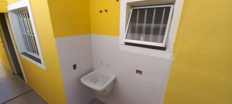 Imagem Sobrado Excelente com 76 m² 2 Dormitorios e 2 Vagas de Garagens