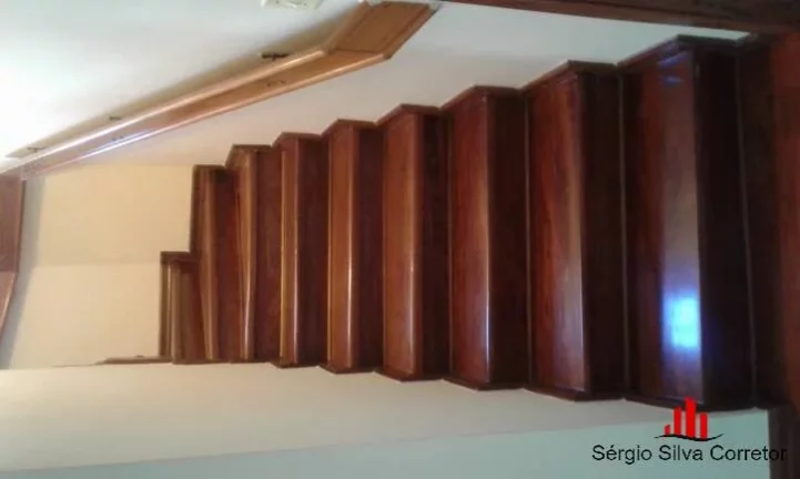 Imagem Casa em Condomínio Fechado para Venda, com 05 quartos em Vila Inglesa.