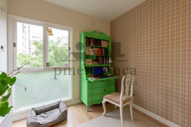 Imagem Apartamento reformado em Perdizes com 3 quartos (1 suíte) e1 vaga, 106m²