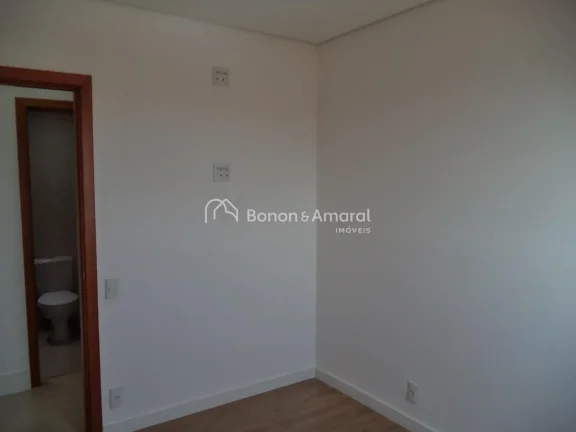 Imagem Conforto, sofisticação e praticidade definem este excelente apartamento localizado no Taquaral. Co...