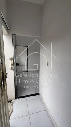 Imagem Prédio a venda - Com 03 Apartamentos - Centro - Mantena - MG