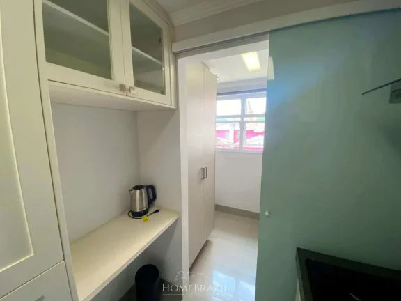 Imagem Apartamento Duplex à Venda no Village de Lacoline – Avenida Principal de Campos do Jordão