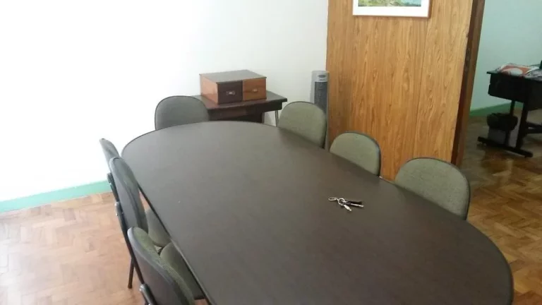Imagem Sala Comercial na 24 de maio
