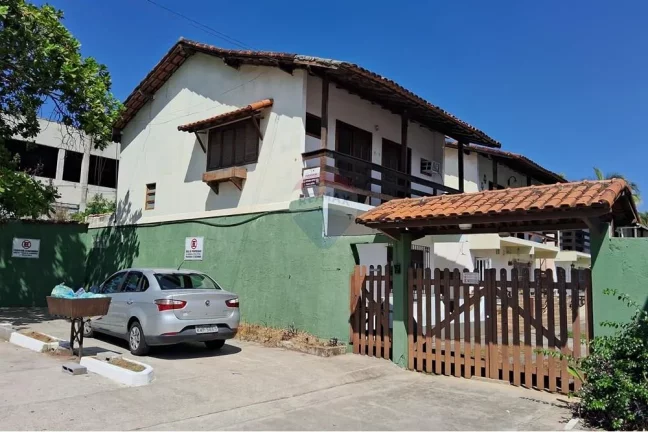 Imagem Casa em condomínio fechado,três dormitórios.