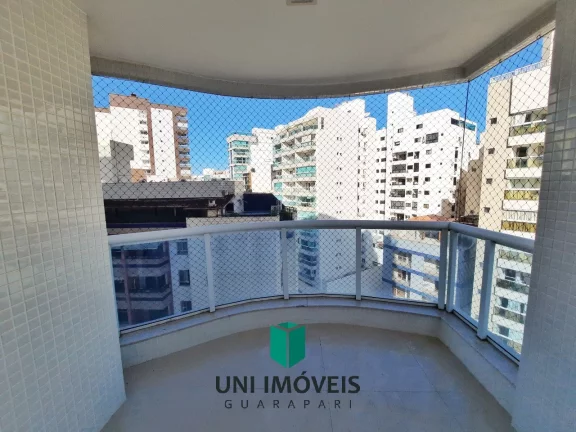 Imagem Apartamento de 3 quartos, 2 vagas, prédio com área de lazer no Centro de Guarapari.
