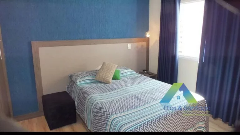Imagem Linda cobertura tríplex com 3 dormitórios, 2 vagas, área gourmet com excelente localização e valor!